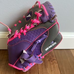 Girls Franklin 9.5 glove